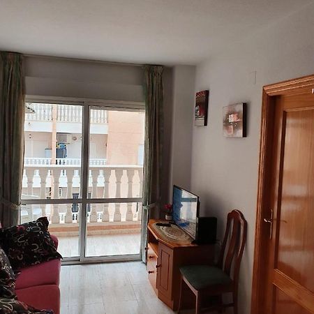 Apartment Close To All Amenities Torrevieja Bagian luar foto