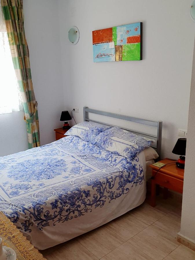 Apartment Close To All Amenities Torrevieja Bagian luar foto